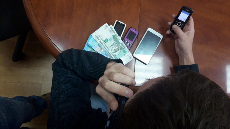 Врач из Омской области перевела мошенникам 1,5 млн рублей