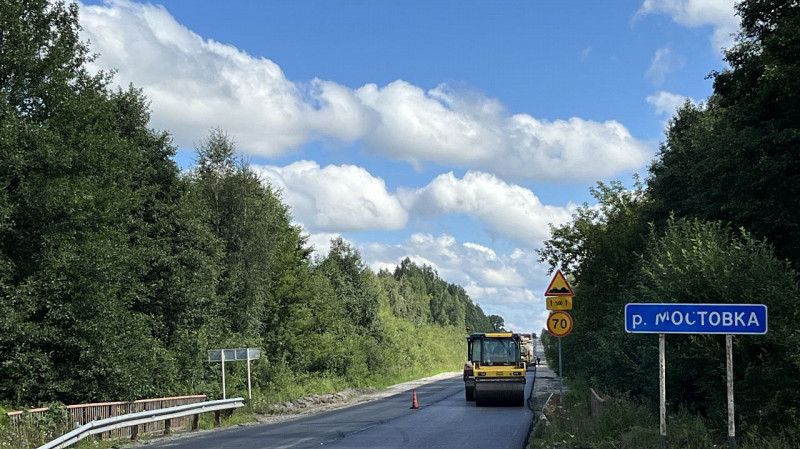 В Свердловской области к 1 сентября отремонтируют 172 км дорог к школам