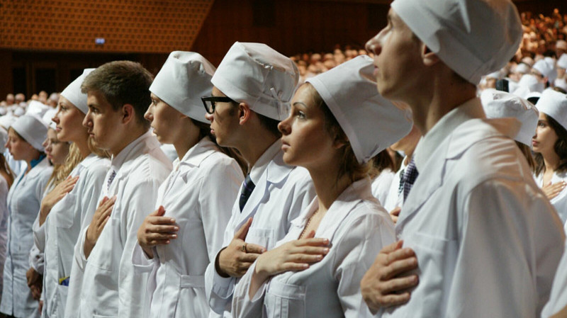 Минздрав предложил перевести все бюджетные места в медвузах на целевой прием