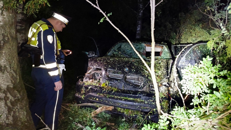 Водитель BMW насмерть сбил велосипедиста под Нижним Тагилом