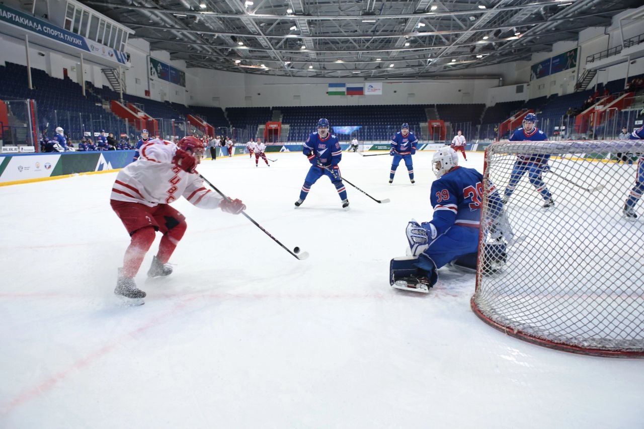 Адаптивный хоккейный клуб «Космос» из Екатеринбурга покоряет вершины спорта