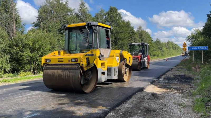 В Свердловской области отремонтировали 1,7 млн квадратных метров дорог
