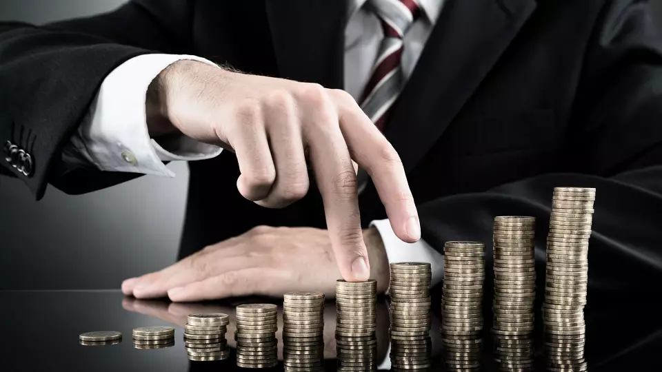 Приставы смогут взыскивать долги по налогам без обращения в суд