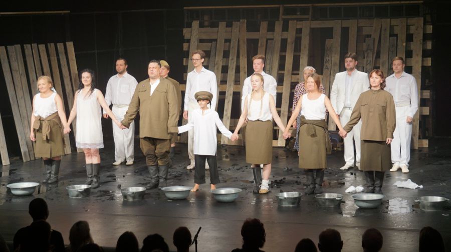 Братский драмтеатр представит пять спектаклей в Серове