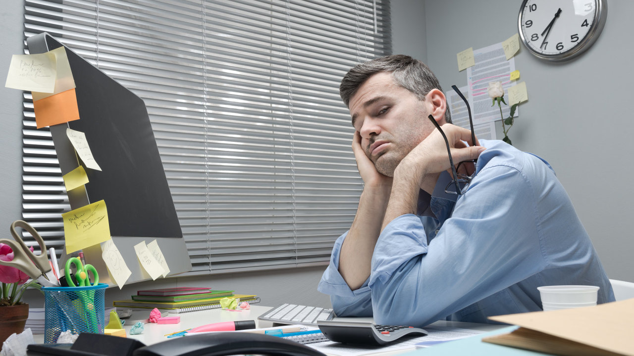 Эмоциональное выгорание затронуло 58% работников в России