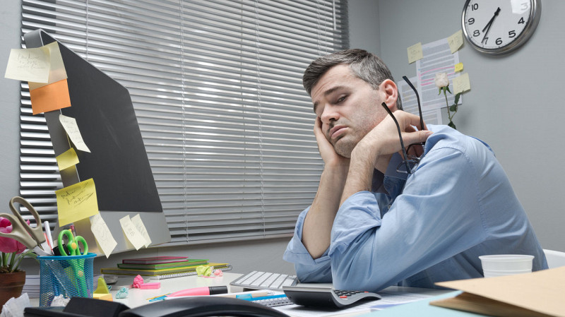 Эмоциональное выгорание затронуло 58% работников в России