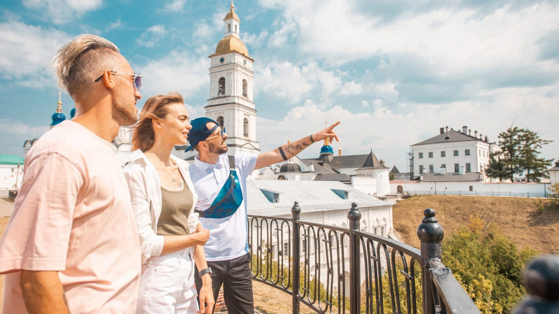 Депутат предложил возобновить туристический кешбэк в России