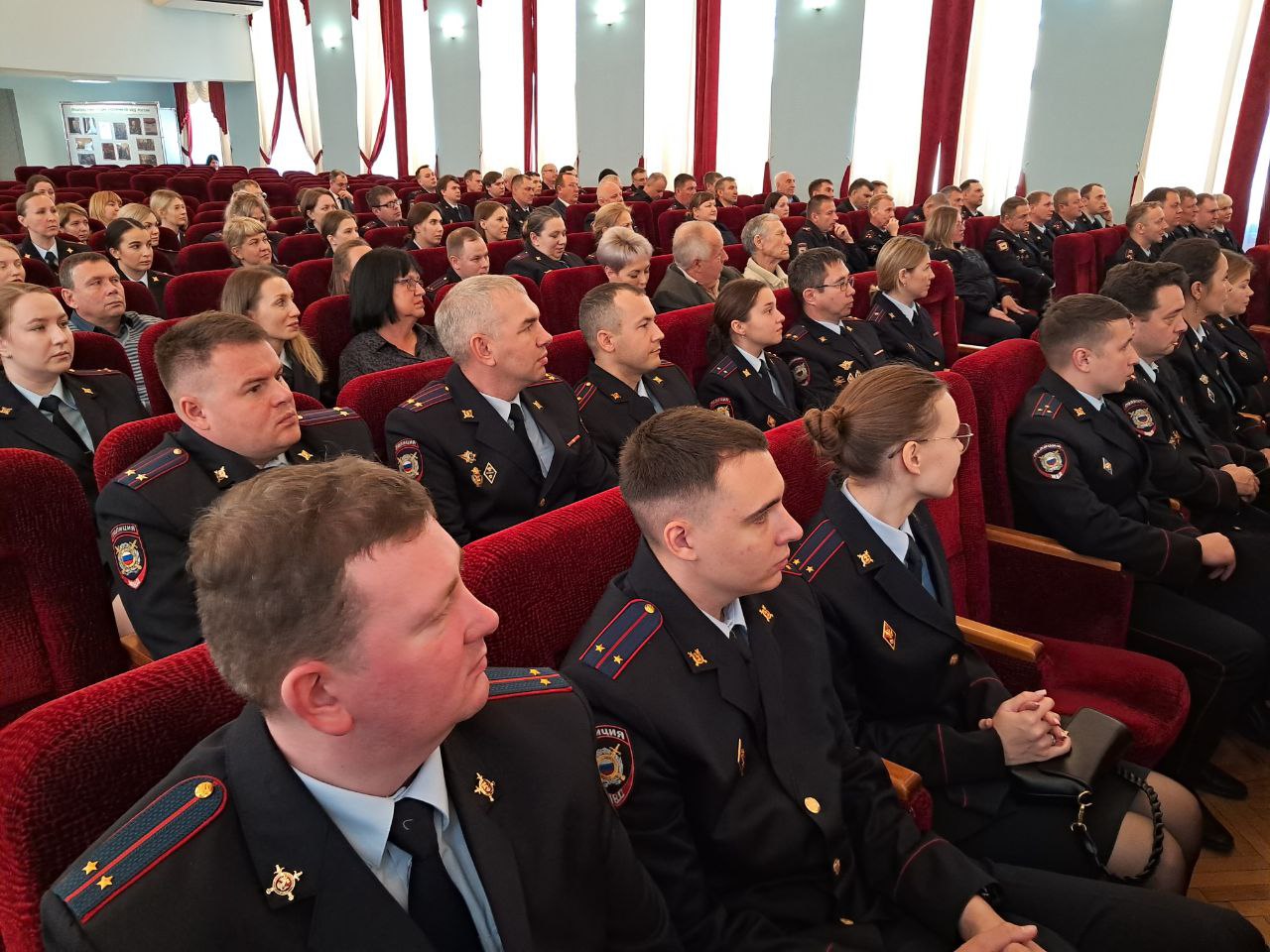 Легендарный криминалист свердловской полиции ушел на заслуженный отдых