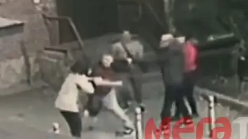 Женщина в Тюмени сломала нос пенсионерке из-за кота