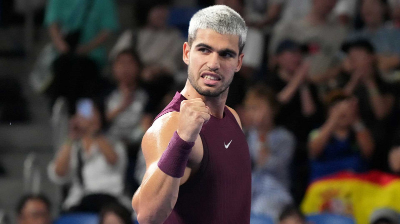 Карлос Алькарас вошел в тройку лидеров тенниса по победам на всех покрытиях