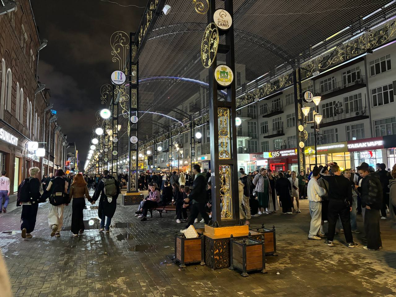 В Екатеринбурге скоро не будет больших вывесок на крышах