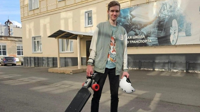 Студент создал инновационный электроскейт с запасом хода 25 км