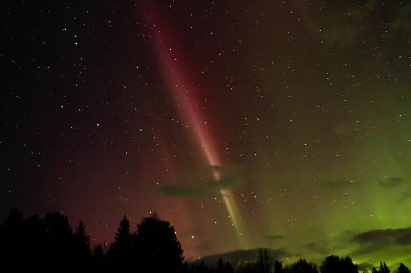Полярное сияние озарило небо над Свердловской областью из-за мощной магнитной бури