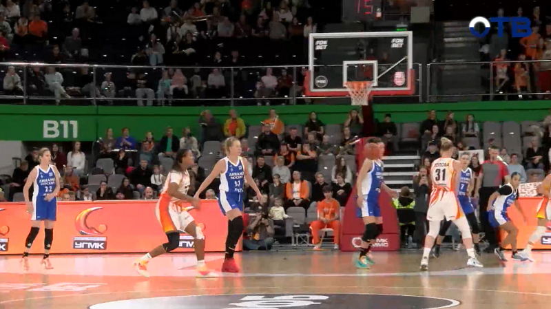 Баскетбольная команда УГМК доминирует над «Динамо» со счётом 95:49