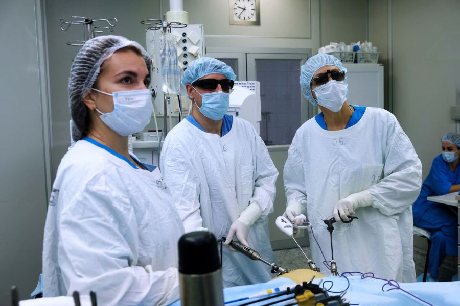 Пациента с редким синхронным раком почек спасли свердловские врачи