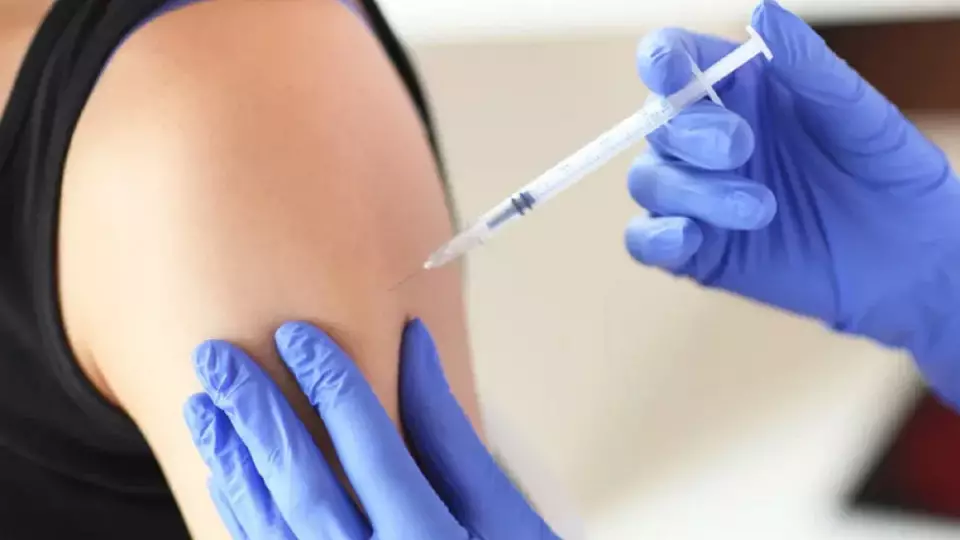 Аллерговакцина проходит III фазу испытаний в России