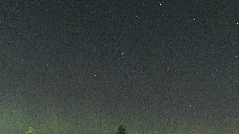 Жители Ирбита и Свердловской области увидели редкое полярное сияние