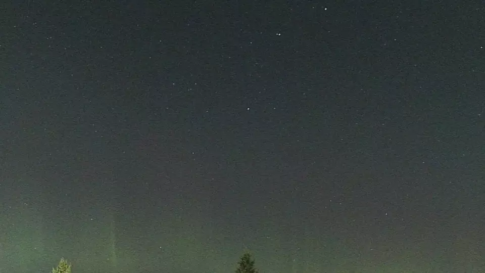 Жители Ирбита и Свердловской области увидели редкое полярное сияние