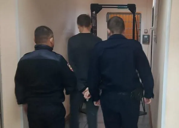 Сбежавший перед судом педофил задержан в Алапаевске