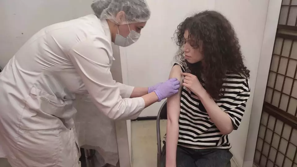 Более 500 свердловчан сделали прививки от гриппа в торговых центрах за неделю