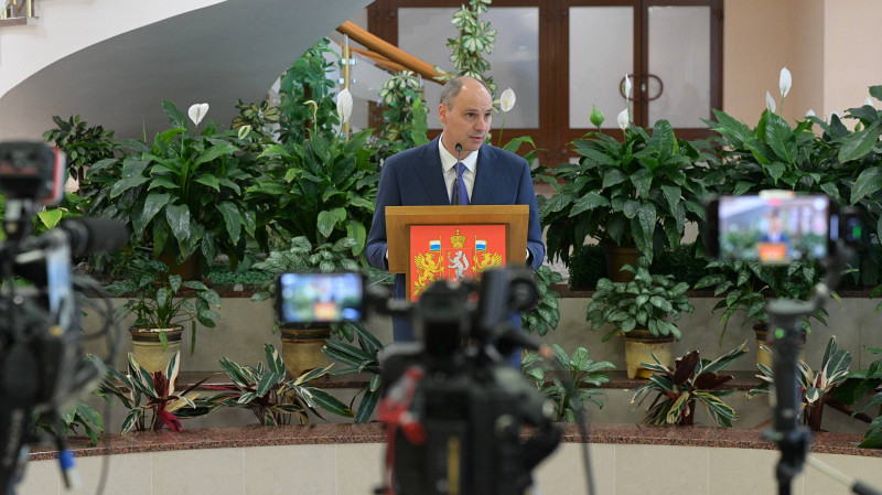 Денис Паслер рассказал о новых мерах поддержки ветеранов и ограничении продажи энергетиков в регионе