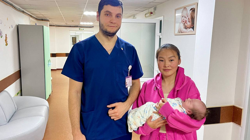 Врачи спасли новорождённого с четырьмя пороками сердца