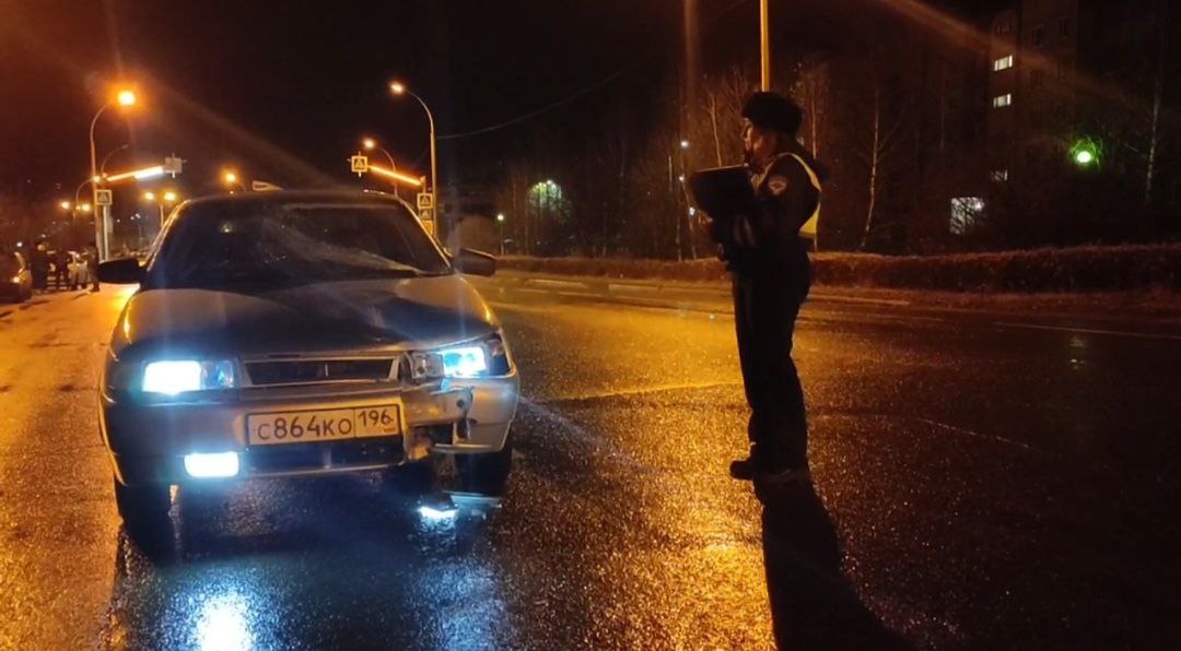 В Новоуральске пьяный водитель насмерть сбил женщину на пешеходном переходе