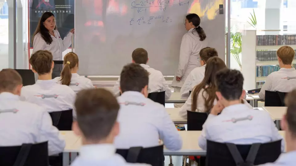 Более 36 тысяч студентов поступили в свердловские колледжи в 2025 году