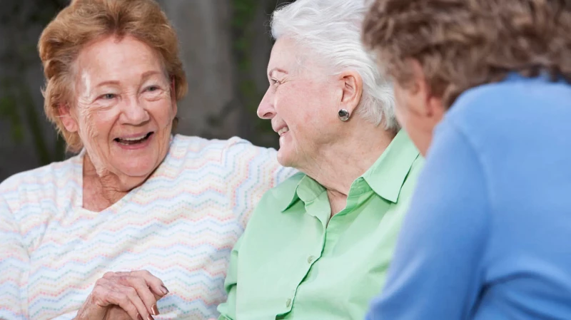 Социальные связи помогают замедлить старение