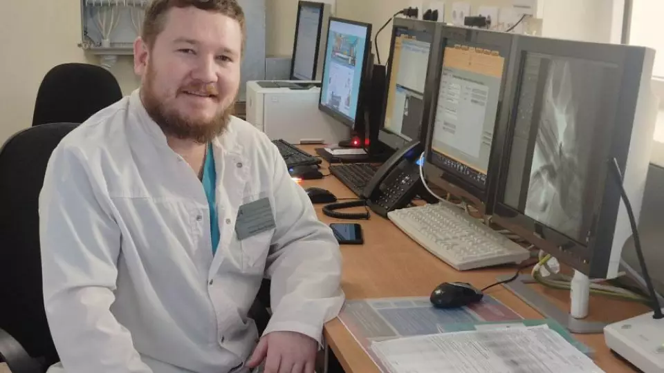 Пациента с инфарктом и аномально крупной артерией спасли свердловские врачи