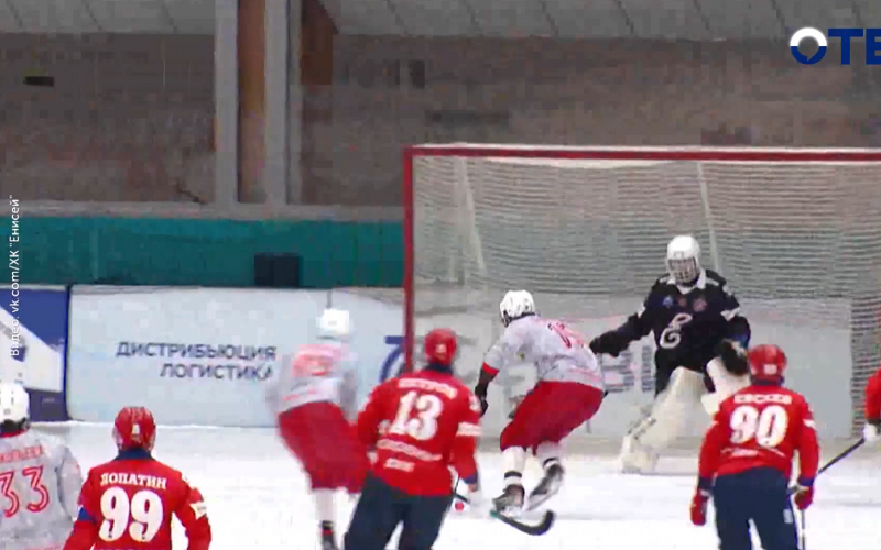 «СКА-Уральский Трубник» одержал победу в первом туре Суперлиги