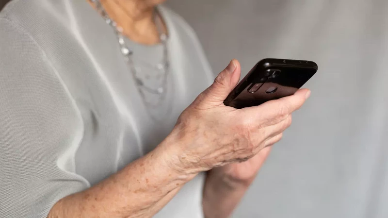 Пенсионерка в Екатеринбурге отдала мошенникам 15 млн рублей