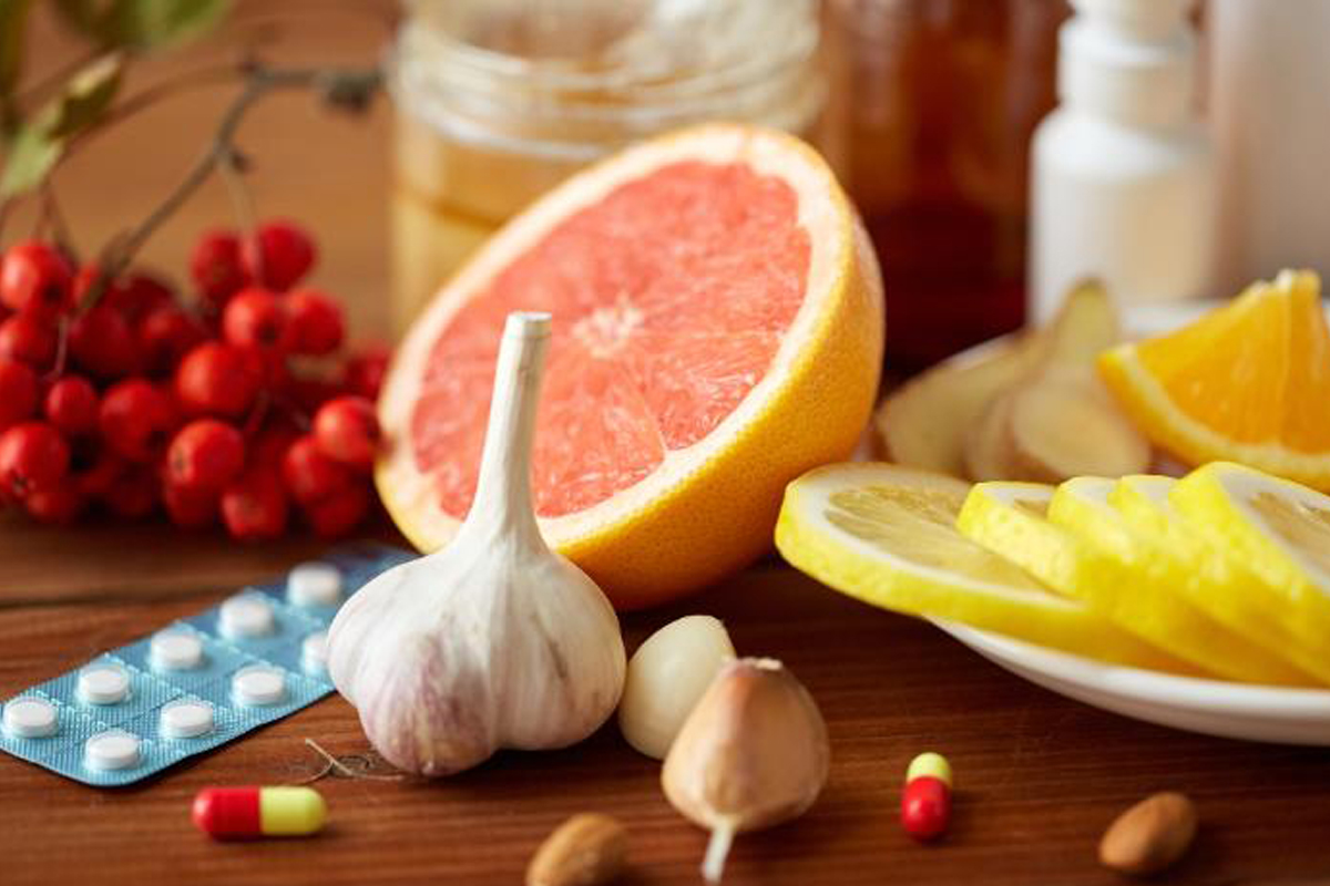 Укрепление иммунитета через питание: какие продукты помогут в сезон простуд