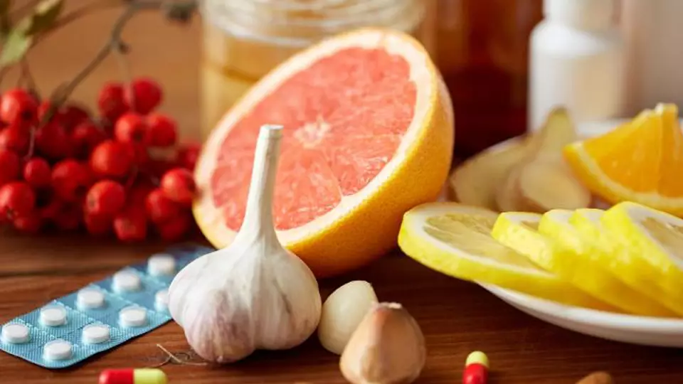 Укрепление иммунитета через питание: какие продукты помогут в сезон простуд