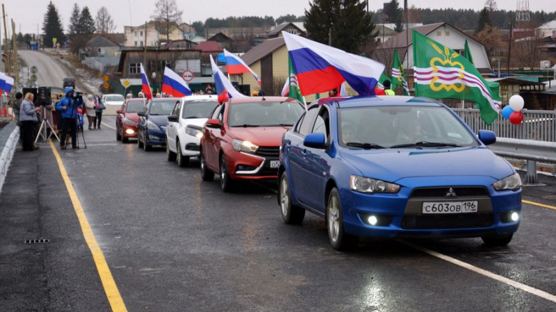 Движение по мосту через Исеть у села Маминское открыли после капремонта