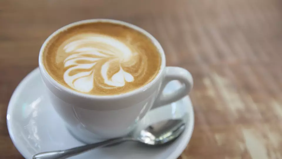 Капучино — самый популярный кофейный напиток в России