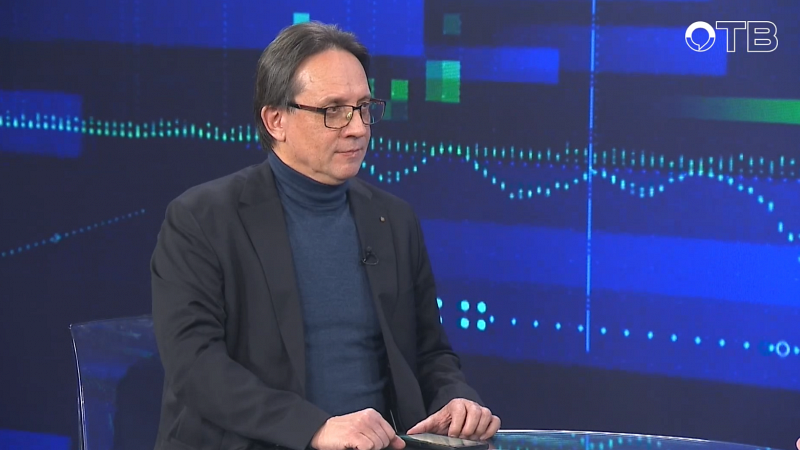 Чем занимаются депутаты Законодательного собрания и как им улучшить связь с избирателями