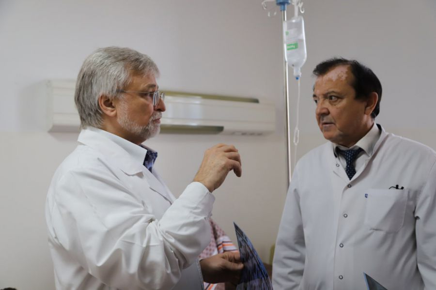 Врач из Свердловской области участвует в программе «Миссия Добро» в Таджикистане