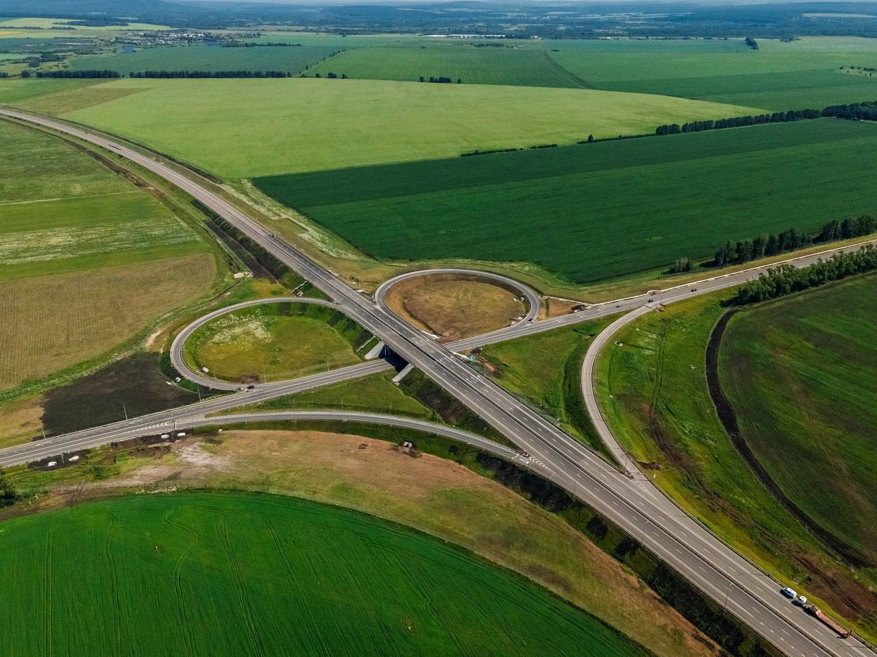 В полтора раза больше дорог, чем годом ранее, обновили в этом сезоне на Среднем Урале