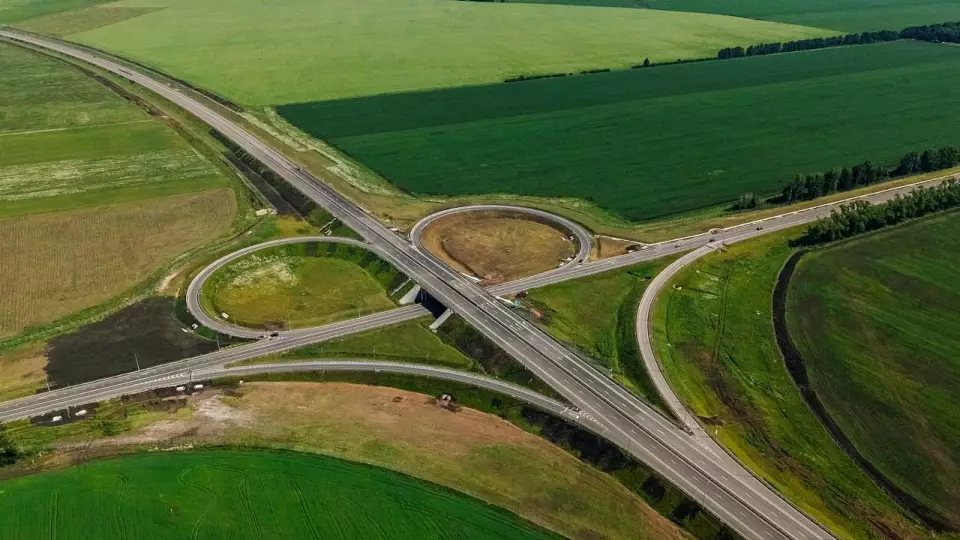 В полтора раза больше дорог, чем годом ранее, обновили в этом сезоне на Среднем Урале