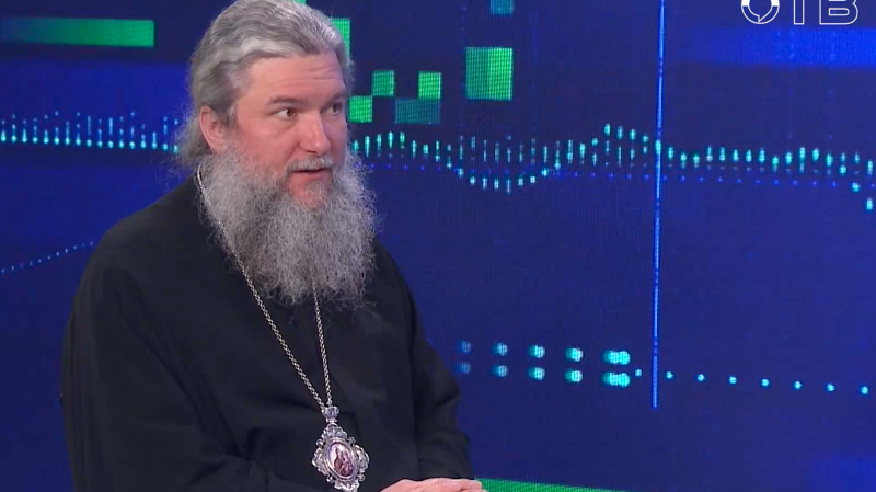 Учитель под давлением: митрополит Евгений — о буллинге, камерах в классах и возвращении уважения