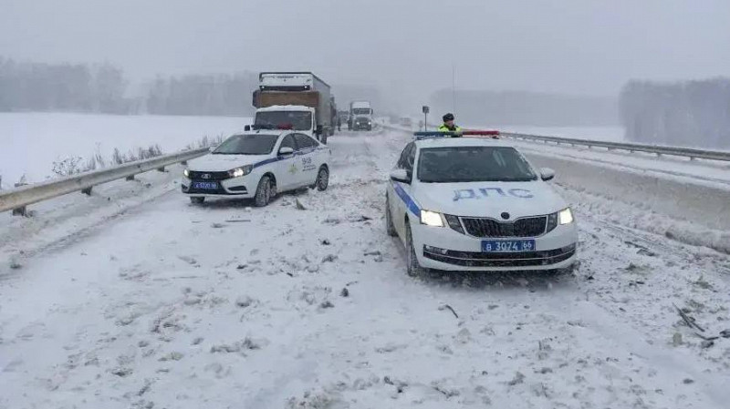 Временно ограничено движение на трассе «Пермь-Екатеринбург»