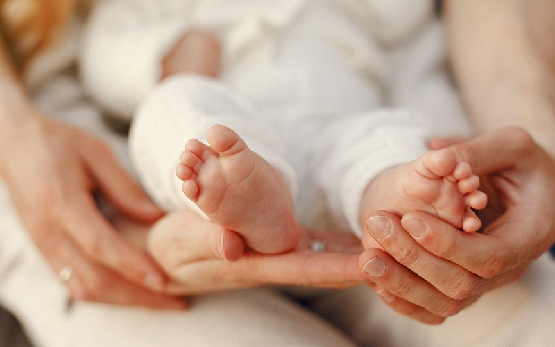 Михаил и София возглавили рейтинг самых популярных имён для новорождённых в Свердловской области в 2025 году