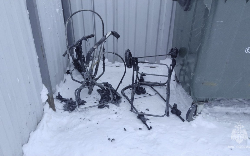 Петарда привела к пожару в жилом доме в Туринской Слободе