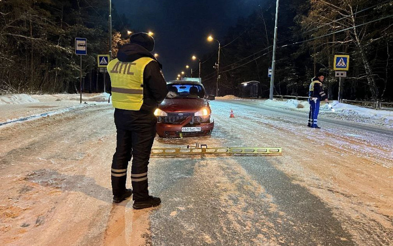 Женщина попала под колёса «Лады» на пешеходном переходе в Каменске-Уральском