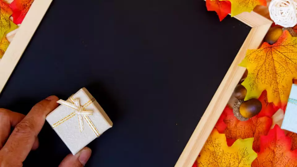 Госдума рассмотрит увеличение лимита на подарки учителям