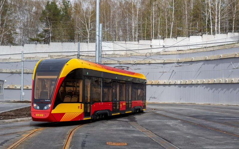 Первый в России междугородний беспилотный трамвай тестируют в регионе