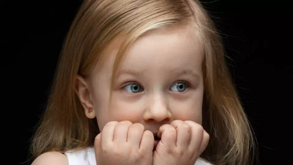 Плевали в еду и оскорбляли: школьница подверглась жёсткой травле в Новосибирске