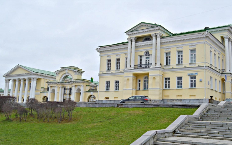 Детские секции из Харитоновской усадьбы перенесут в бывшее здание Октябрьской администрации