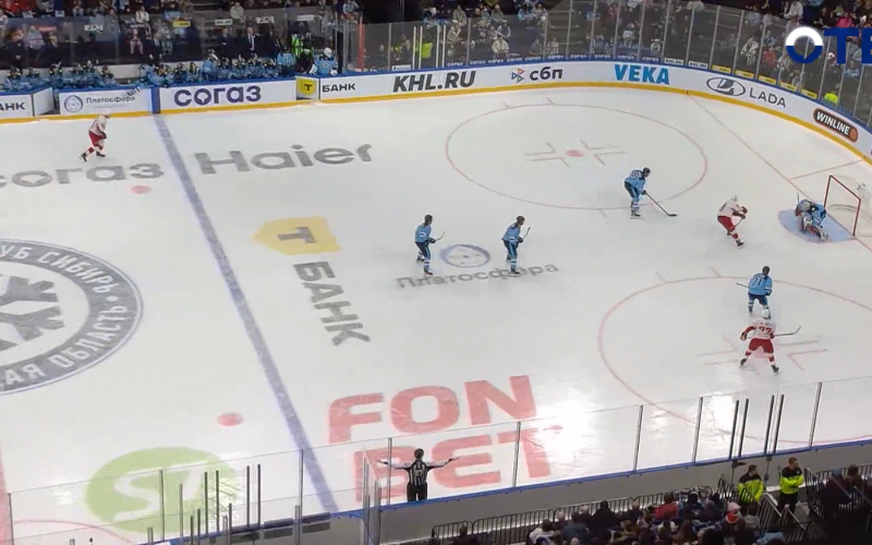 "Автомобилист" разгромил "Сибирь" со счетом 5:0 в КХЛ